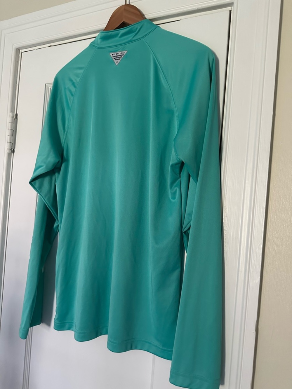 Columbia PFG Turquoise Quarter-Zip Performance Pullover - Picture 3 of 3
